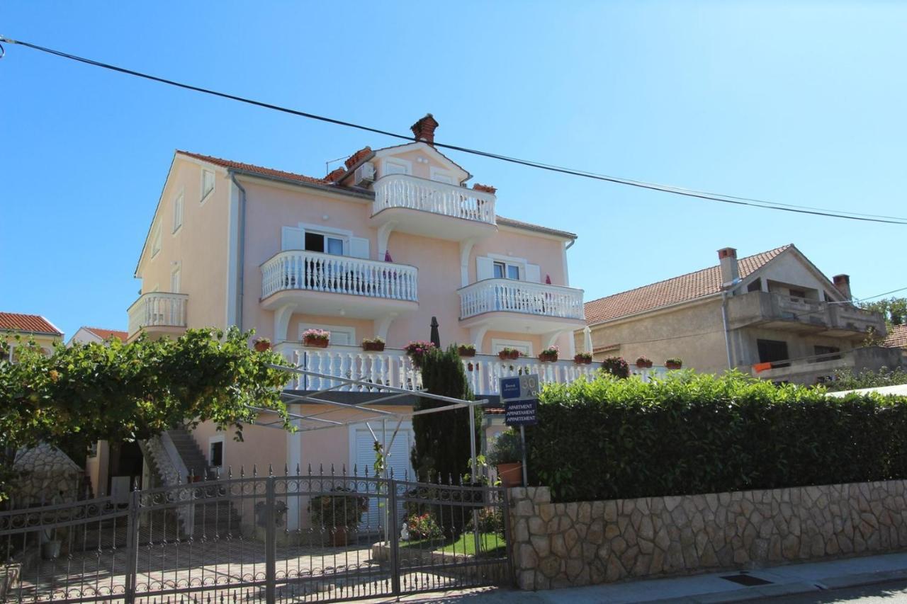 Apartments Ravlic Ana Malinska Dış mekan fotoğraf