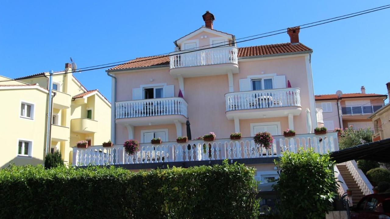 Apartments Ravlic Ana Malinska Dış mekan fotoğraf