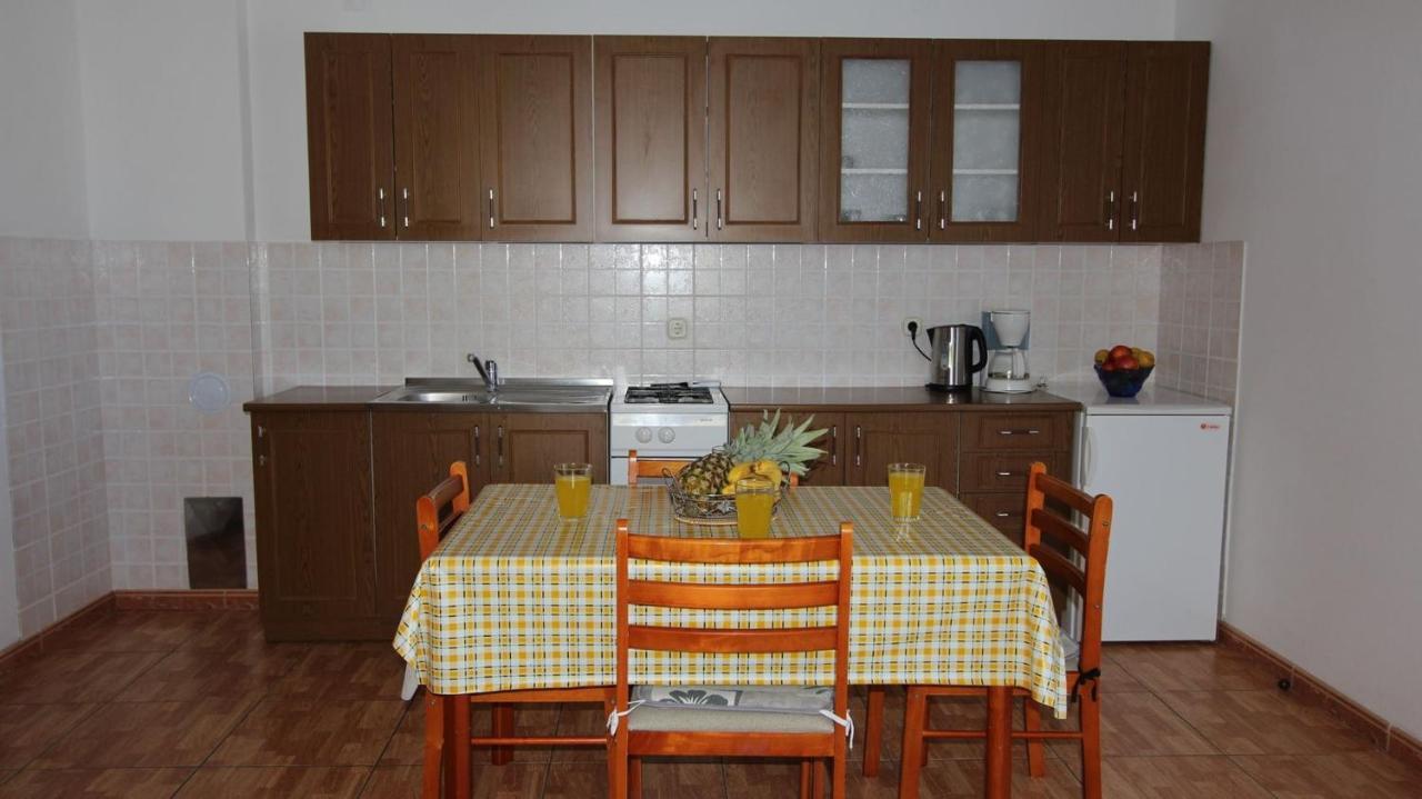 Apartments Ravlic Ana Malinska Dış mekan fotoğraf