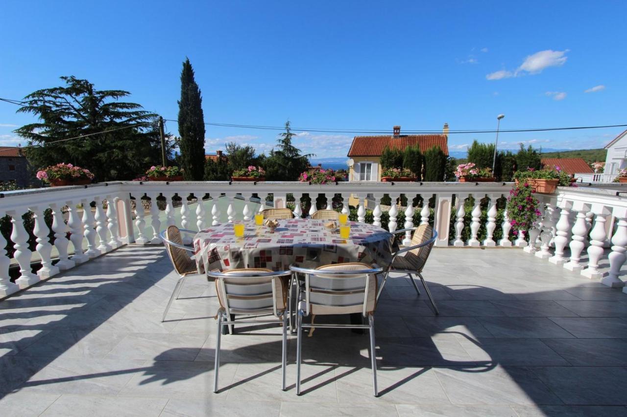 Apartments Ravlic Ana Malinska Dış mekan fotoğraf