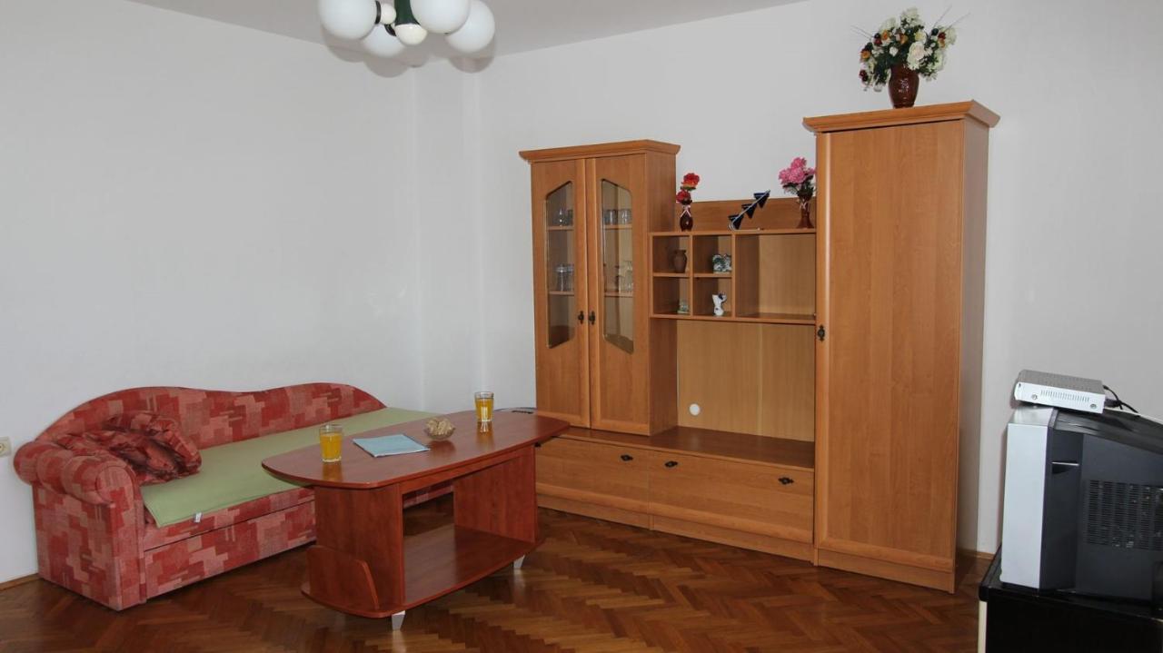Apartments Ravlic Ana Malinska Dış mekan fotoğraf